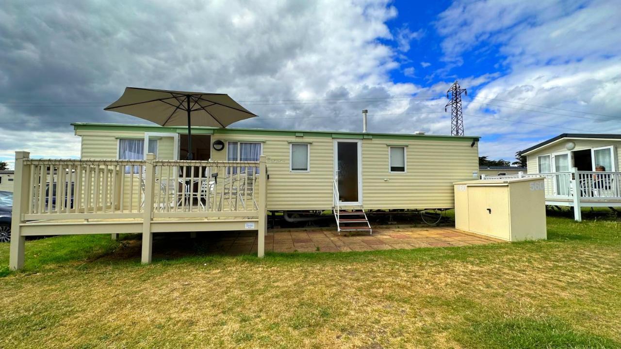 Holiday Freedom Clacton-on-Sea Exteriör bild